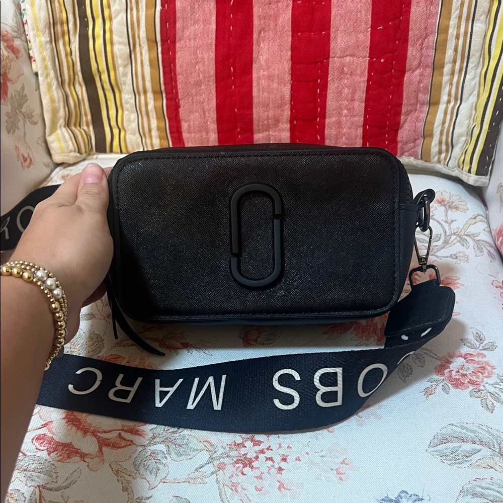 Marc Jacobs snapshot bag!